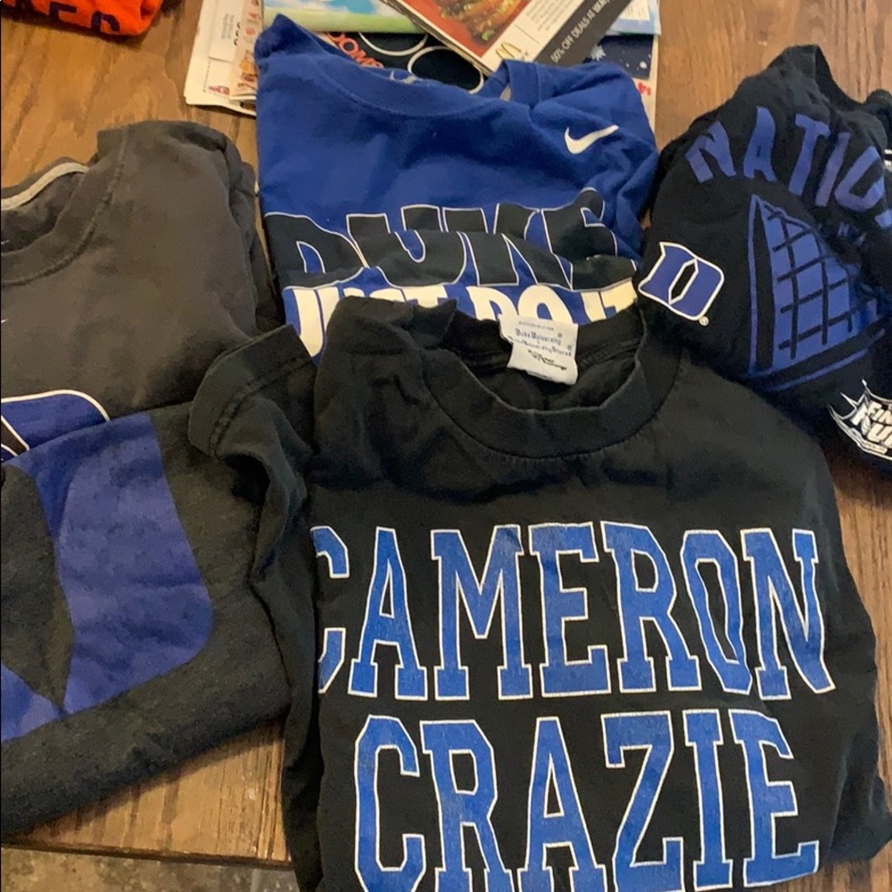 5 duke basketball t- shirts. - Picture 1 of 7